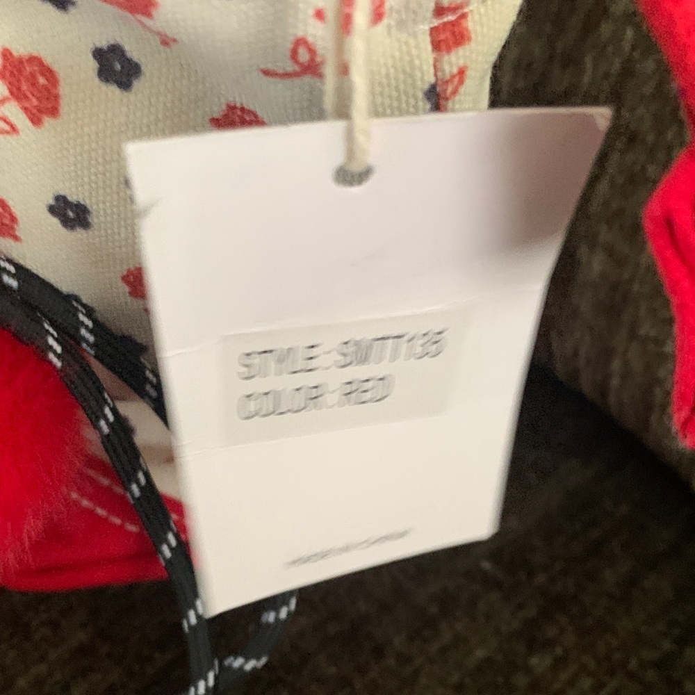 🆕- EXCLUSIVE! Aeropostale Red and Cream Queen Of Hearts Mini  Tote - Picture 3 of 15